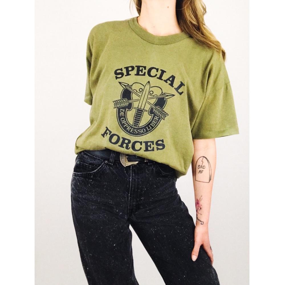 Vintage 70’s ARMY Special Forces Single-Stitch Tee | Size L
